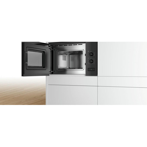 Встраиваемая микроволновая печь Bosch BFL520MB0