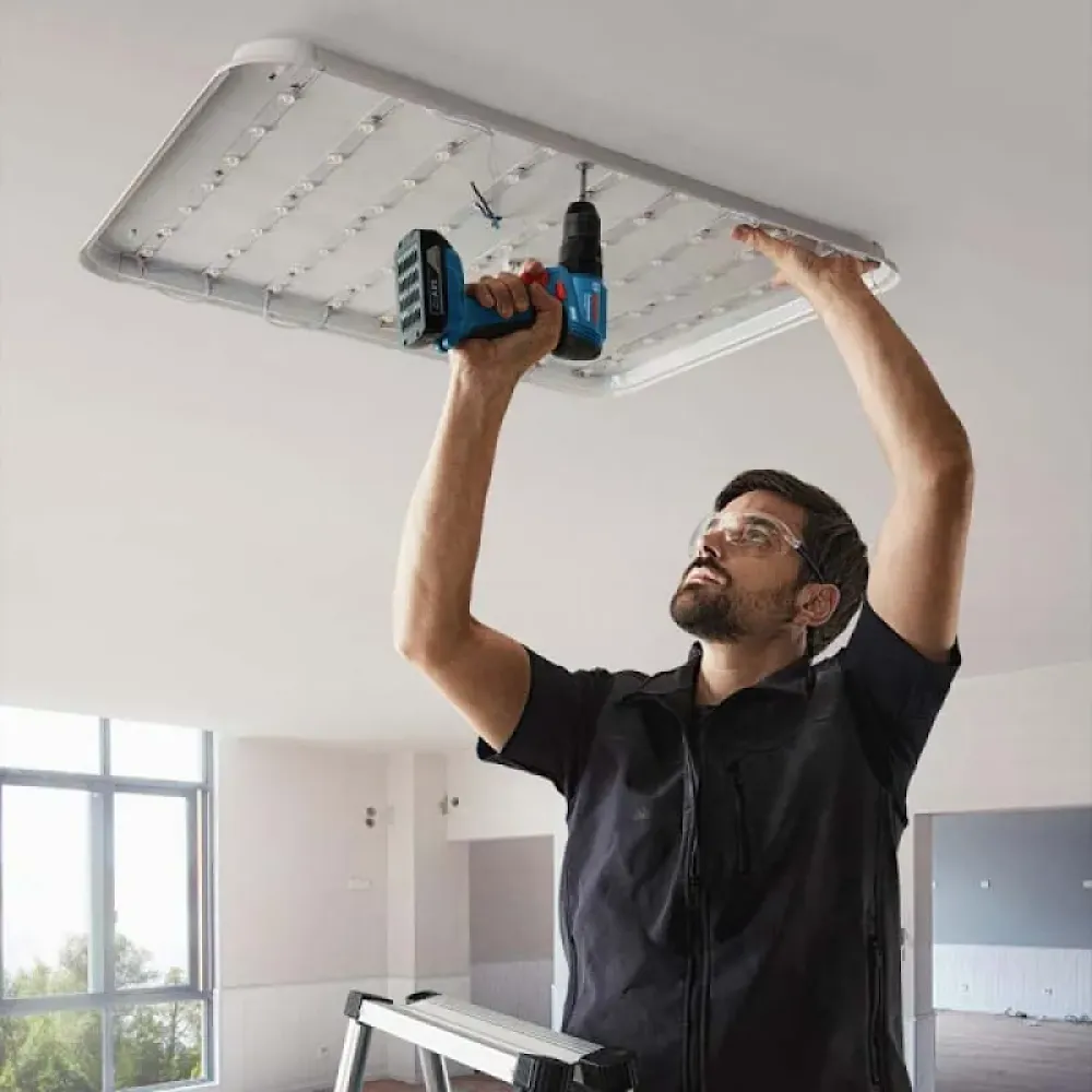 Bosch GSB 185-LI Professional аккумуляторная дрель-шуруповерт (2 x 2 Ач, ЗУ), 06019K3100